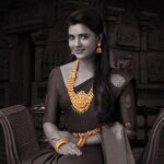 Aishwarya Rajesh Instagram – Ornate with magnificent gemstones, a collection of divine gold jewellery waits to accentuate your traditional looks at Super Saravana Stores Super Jewellery. 

#supersaravanastoressuperjewellery #superjewellery #gemstones #gold #diamondjewellery #emeralds #ethnic #supersaravanastores #goldjewellery #diamonds #2022 #moderndesigns #designs #jewellery #traditional