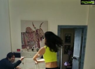Aishwarya Sakhuja Instagram - Out takes are definitely more fun😛 @rohitnag9 i shall take my revenge soooon #reeitfeelit #reelkarofeelkaro #reelsinstagram #reelsinsta #reelsvideo #trending #reel #roash #interrupted