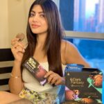 Akanksha Puri Instagram - Everything is better with Cookies 🍪 ❤️ Thanks @sunfeastdarkfantasy for these delicious cookies ❤️