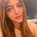 Akanksha Puri Instagram - Love ❤️ . . #justlikethat #love #fun #earlymorning #goodvibes #reels #reelsinstagram #reelitfeelit #video #trending #music #beingme #akankshapuri #❤️