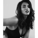 Akshara Gowda Instagram – Ufff yeh Kamar 😂🤪

PC @puchi.photography 

#aksharagowda #stylishtamizhachi #stylishtamilachi #aksharagowdabikki