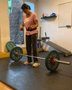Amala Akkineni Instagram - Lifted 71 kg today 😎 who said women can’t be strong! Strong body, strong mind 👍🏽 stay strong everyone 🙏🏼
#staystrong #fitnessfirst #womenpower💪