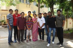 Amala Akkineni Instagram - It's been heartwarming playing Amma to Sharwanand. Working in a Tamil / Telugu bilingual after many years.
@dreamwarriorpictures @imsharwanand @rituvarma @preyadarshe @prabhu_sr @sujithsarang @actorsathish @vennelakish #rameshthilak #raviraghavendra #shreekarthick #JeBe @shreekarthick