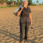 Amala Akkineni Instagram - Glad that India had a Leader to practices what he preaches 🙏🏼 Great example for all of us to carry a garbage bag when waking and cleaning up around us. Even better would be to stop using disposables as well 🙏🏼. #narendramodi