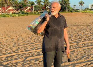 Amala Akkineni Instagram - Glad that India had a Leader to practices what he preaches 🙏🏼 Great example for all of us to carry a garbage bag when waking and cleaning up around us. Even better would be to stop using disposables as well 🙏🏼. #narendramodi