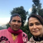 Amala Akkineni Instagram - Sharing some beautiful moments from my recent trip to the Himalayas. Pic 3 is with my trekking buddy, Deepa, a farmer and Pic 4 is with my dear father. #beautifulhimalayas #himalayanmountains #vacation