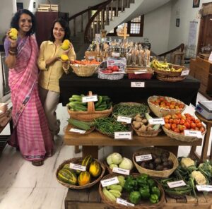 Amala Akkineni Instagram - Enjoyed some yummy delights at the Saturday organic market with dear friend Sridevi Jasti @vibrantlivingbysridevijasti