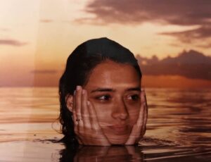 Amala Akkineni Instagram - Beating the heat one summer - photo taken by Nagarjuna in Hawaii

#throwbackthursday
#throwback
#tbthursday