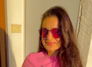 Ameesha Patel Instagram - See u INDORE on the 12th feb 2022👍🏻👍🏻💞💞