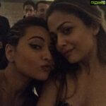 Amrita Arora Instagram – Sonaaaaa😘