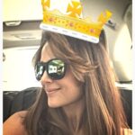 Amrita Arora Instagram - Head that wears the crown!!!#wannaberoyal#fancyacuppa#goofingaround!