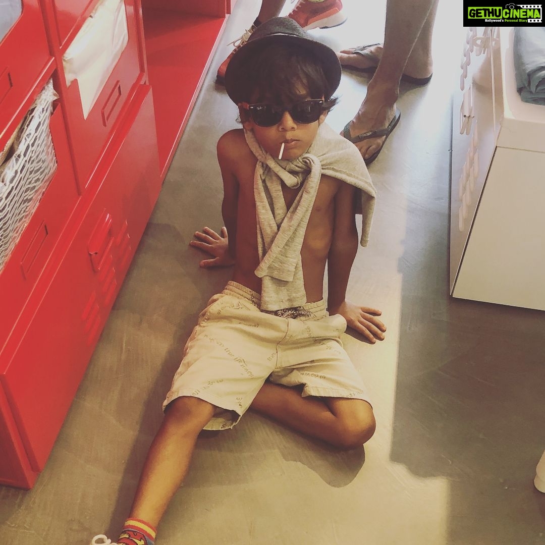 Amrita Arora Instagram - Enfant terribles๐๐๐๐โค๏ธโค๏ธ....My little men โค๏ธ swipe right ๐๐ผ