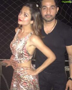 Amrita Arora Instagram - 9 years,2 kids and a whole lotta love later @shaklad !We got this babe !!👍🏼 #9thanniversary #4thmarch #soulcity