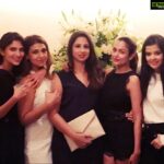 Amrita Arora Instagram – ❤️❤️❤️❤️❤️ @dollysidhwani @arzookarnani @rozzcity @ginashetty1  #myfriends💕💕💕💕 #itdontmatterifitsblackorwhite 🙏🏼