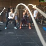 Amrita Arora Instagram - Last one ☝️ promise ....this is soooo damn good for the entire body ...some serious core work at play here 👈🏼 #andthenweyak @ithinkfitness