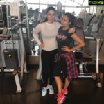 Amrita Arora Instagram - Besties who gym together hmmmmm loose weight together ?😂😂😂 #gymtime #nopainnogain #staytunedfoemore #andthenweyak