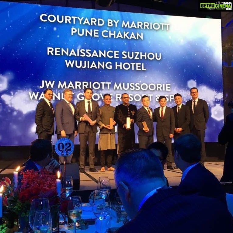 Amrita Arora Instagram - Big winner at the Asia Pacific GM conference @marriottchakan ππΌπππ»π won the 1.Excellence in customer service 2.F n B excellence -3.Spirit to serve communities ππ»ππ»ππ»π @abdulnasirshaikh @shaklad one more feather in ur already filled caps β€οΈπ #teamphenomenal