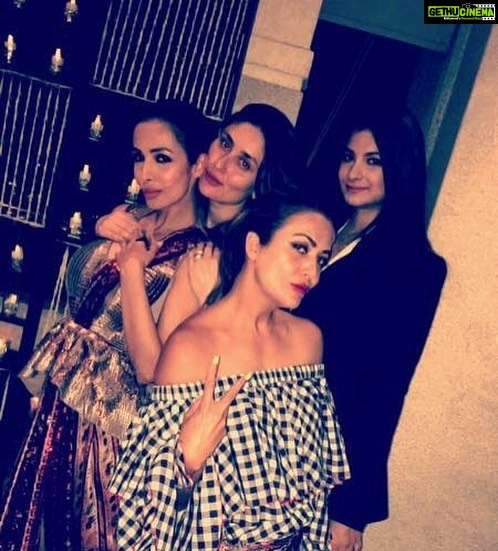 Amrita Arora Instagram - It's rainin girlies ✌🏼️✌🏼️✌🏼️✌🏼️ @rheakapoor