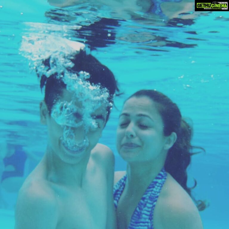 Amrita Arora Instagram - Submerged 🌊 pic courtesy @nirvankhan15 ❤️