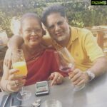 Amrita Arora Instagram – Mum n dad brunchin Sunday’s ❤️❤️