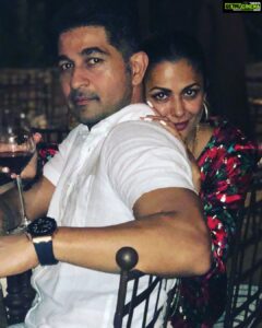 Amrita Arora Instagram - Happpy birthday my main man @shaklad ..❤️❤️❤️ Lets have some quarantine birthday fun my love ...my forever young and handsome @shaklad 🥰🍷😍