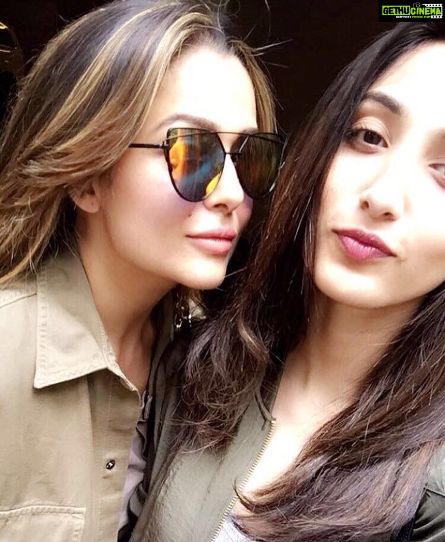 Amrita Arora Instagram - When Niece n Aunt are twinning😅😎❤️😅