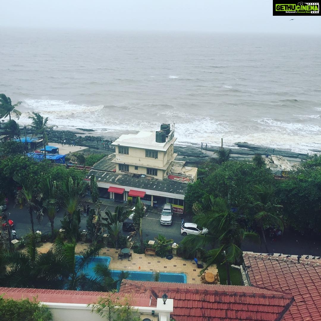 Amrita Arora Instagram - Rain down on meeeee🌧 #homesweethome #thisview #bringiton