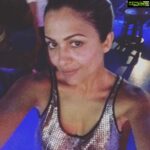 Amrita Arora Instagram - That's me in a corner that's me in the spotlight✌🏼️🖖🏼