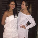 Amrita Arora Instagram - @noblefaithclothing @thelabellife @dolls500 @malaikaarorakhanofficial !summer ready we are👍🏽👍🏽 girls in white😍