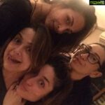 Amrita Arora Instagram - Bandra ki's! #sistersledge #bae's❤️ #locobandranights😘
