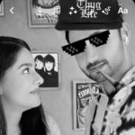 Amrita Rao Instagram - Jus b4 Meeting Your Girlfriend’s Dad … You are Reminded of All the Filmy Scenes whr the Father Opens the Closet and says - जितने पैसे में तुम्हारा महीने का राशन आता है , मेरी बेटी एक बार की Shopping में उड़ा देती है 😂 #love #couplegoals #coupleofthings #amritarao #rjanmol #lovestory #trending #reels