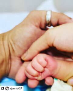 Amrita Rao Instagram - #Repost @rjanmol27
• • • • • •
Hello World... Meet Our Son #Veer 

He is lookin at his 1st BroFist 👊🏼 frm YOU !!!

Seek Your Blessings 🙏🏼

~Amrita Rao  RJ Anmol~