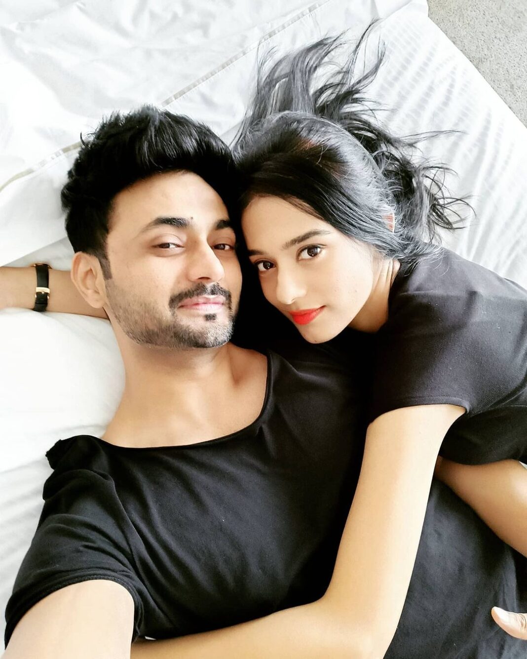 Amrita Rao Instagram - Happy Anniversary My Soulmate 💫 My Lifeline @rjanmol27 ❤️ 4 years of Marital BLISS 🙏