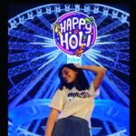 Amrita Rao Instagram - Sing The Rest of the Song Instees 🤩... HOLI HAIIIIIII 😆 / 💞💕🎨🖌️ #happyholi #happyholi2020 #festivemood #celebration .. #holihai Mumbai, Maharashtra