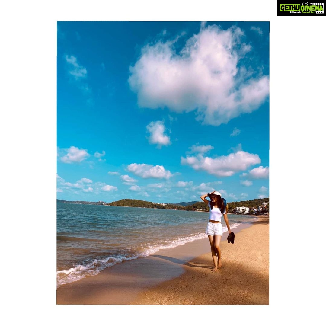 Amrita Rao Instagram - ANY CAPTION INSTEES ?.. Bophut Beach