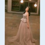 Amrita Rao Instagram - ANY CAPTION INSTEES ? OUTFIT- by @riyabhatu_ STYLING by - @mrignain . assisted by @kajal_babel567 and @abhilashadixit14 Location Courtesy @outofthebluebombay Out Of The Blue