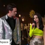 Amrita Rao Instagram - #Repost @amrita_rao_insta announces the Winner of @aceofspace 2 - @salmanzaidiofficial Congratulations @lostboyjourney @voot Film City Studio Mumbai