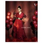 Amrita Rao Instagram – DOSE OF POSE 

Magazine: @weddingvows.in

WV CEO: @itsme_daksh

Produced by:  @maximus_collabs_

Stylist: @stylingbyvictor @sohail__mughal___

Photographer: @kvinayak11 

HMU: @loveleen_makeupandhair

Hair assistant: @_misheeta
 
Outfit: @mandirawirkhq 

Earrings: @aquamarine_jewellery

Belt: @sakshijhunjhunwalaofficial

Accessories:  @prakshi_finejewelry

Decor Partner: @balloonbouquetsmumbai

Location: @maximusstudiomumbai

Artist’s PR Agency: @hypenq_pr
Team WV: @nadiiaamalik