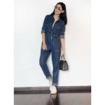 Amrita Rao Instagram - When in doubt... Wear #denim 💫 Terminal 2 Chatrapati Shivaji Terminal Mumbai