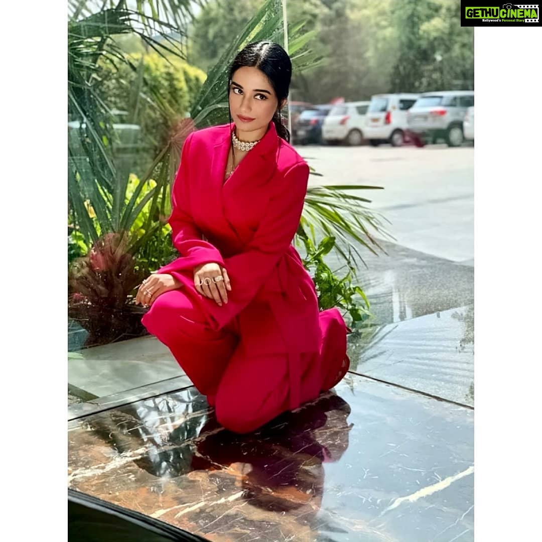 Amrita Rao Instagram - EVENT 💗 #IndiasMostProminentJewelAwards2019 New Delhi