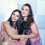Amrita Rao Instagram - Met Miss Sunshine!!! She Engulfed me with Warmth, Love, Laughter... She Ain't Called The Perky Gurl Just Like That!!! @realpz PC: @vinaysharmaofficial1 #showstoppers #cpaa #caringwithstyle DOME