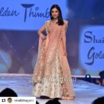 Amrita Rao Instagram - No Retakes On Runway ! #Latepost from #CPAA Thank You @shaina_nc ❤ Thank you @viralbhayani and Team. #Caringwithstyle