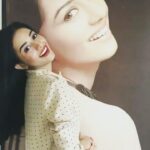 Amrita Rao Instagram - Out of the Picture...! #KeepSmiling #tuesdayhappiness