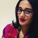 Amrita Rao Instagram - Happy Holi Mitron😃😉👍 💜❤💖💚💛