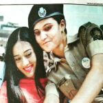 Amrita Rao Instagram - EVENT : THANE : MY CITY CLEAN CITY organised by The Thane Municipal Corporation @thmun2019 ....... SO THAT'S the Relentless CUTIE Cop who followed me in my FB Live as well ...Alas She got framed 😉😍 Dadaji Kondadev Stadium