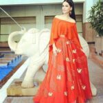 Amrita Rao Instagram - THE JAIPUR JEWELLERY SHOW : In association with NDTV Good times ....... #brandambassador #host #ndtvgoodtimes Taj Moti Mahal, Neemrana, Jaipur Highway