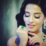 Amrita Rao Instagram - THE JAIPUR JEWELLERY SHOW : In association with NDTV Good times ....... #brandambassador #host #ndtvgoodtimes FROM THE MINES..TO BECOMING MINE 😇