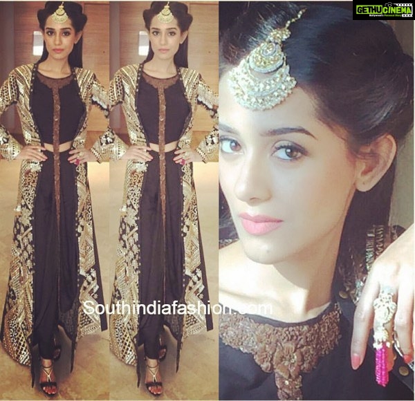 Amrita Rao Instagram - LAUNCH & PRESS MEET : ...... THE JAIPUR JEWELLERY SHOW : In Association with NDTV Good times ....... #brandambassador #host #ndtvgoodtimes Jaipur, Rajasthan