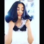 Amrita Rao Instagram - New Month New Me ! May is a month of Hope.. Hoping that things MAY get better soon 🤞 Thank you @amityashwant_hair ❤️ This video was actually documented way before we realised that we were hit yet again by a bad wave . Amit Yashwant my Stylist gets a Covid test done every week.. He was clear when he came home to give me some relief. You guys stay cool stay safe 🙏