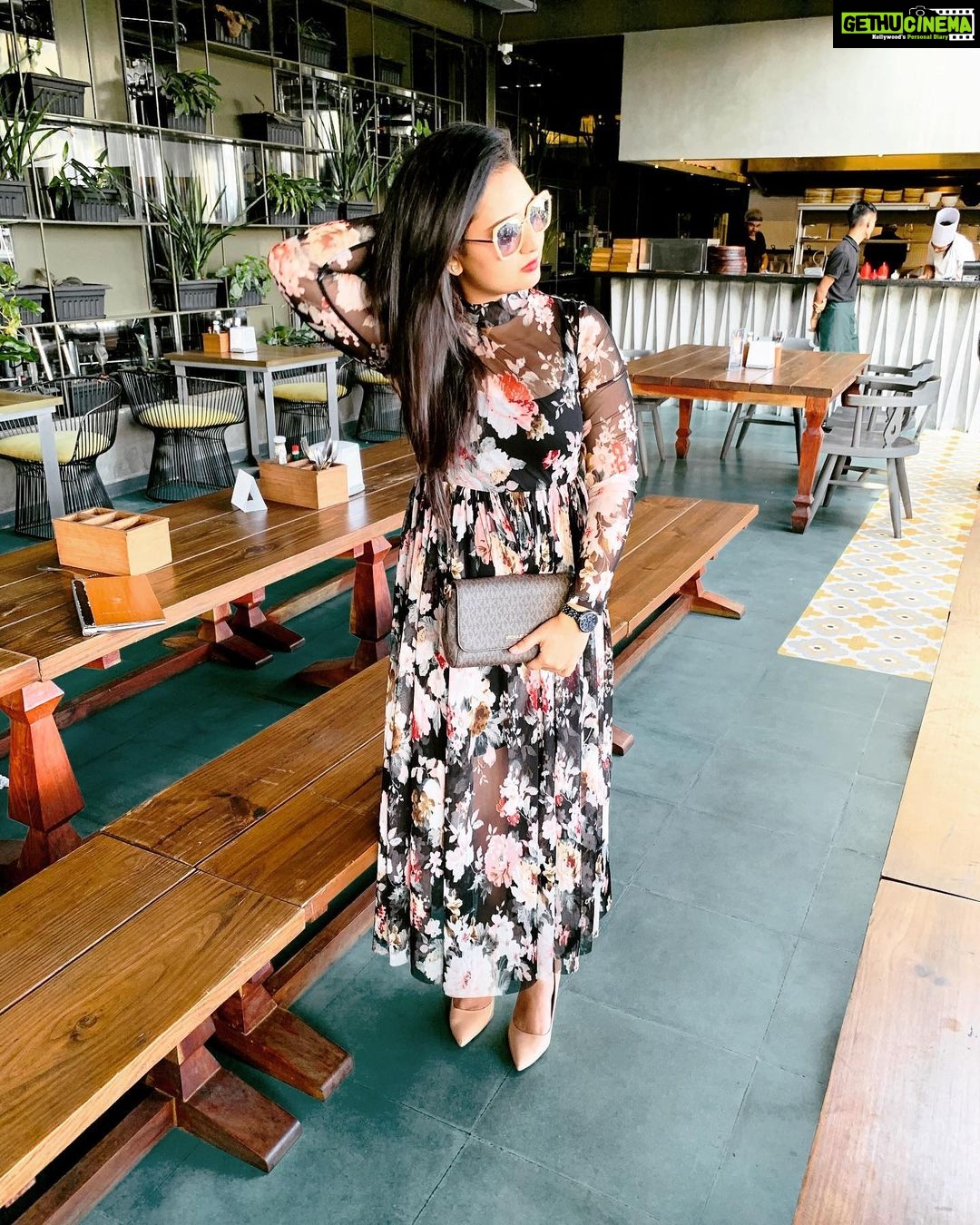 Amulya Instagram - #candidmoments 🥰 #christmastime